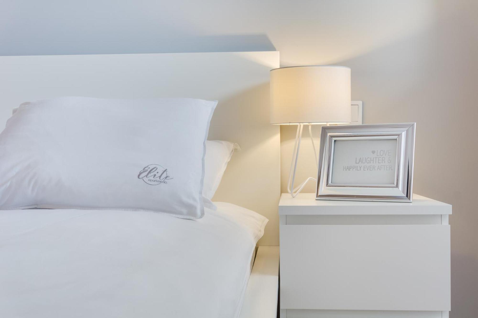 Elite Marine Cztery Oceany Apartment *